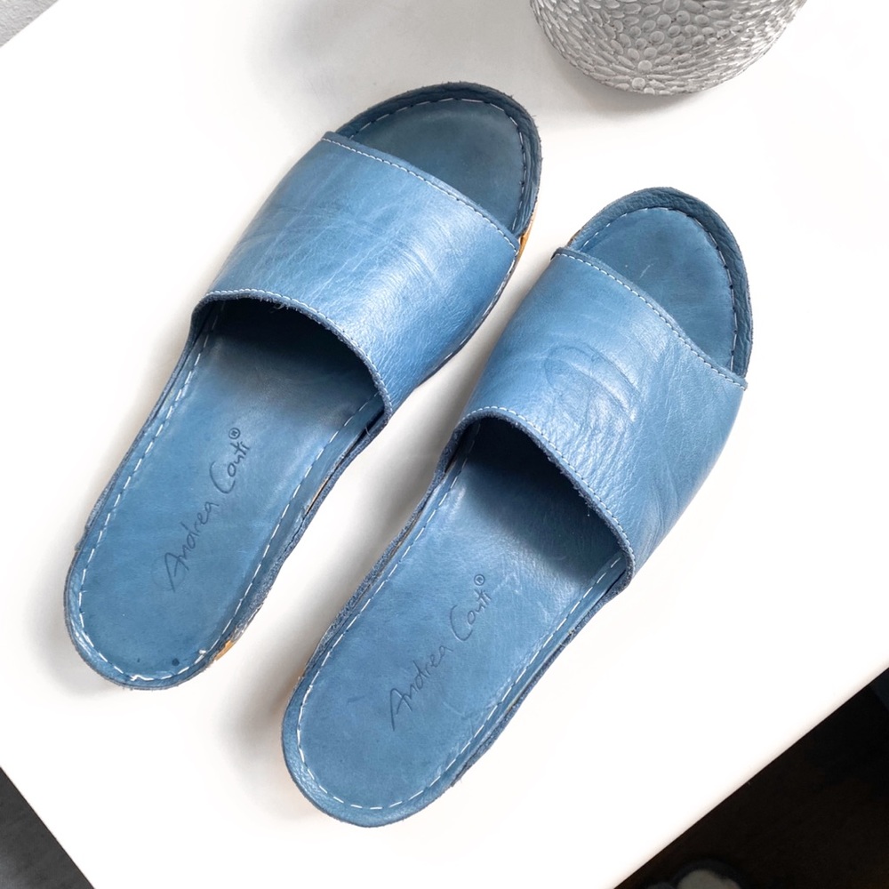 💙 ANDREA CONTI GENUINE LEATHER BLUE STITCHED SLIP ON WEDGES!